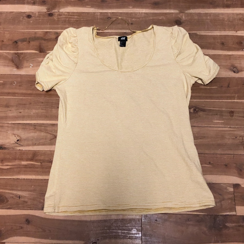 H & M scoop neck